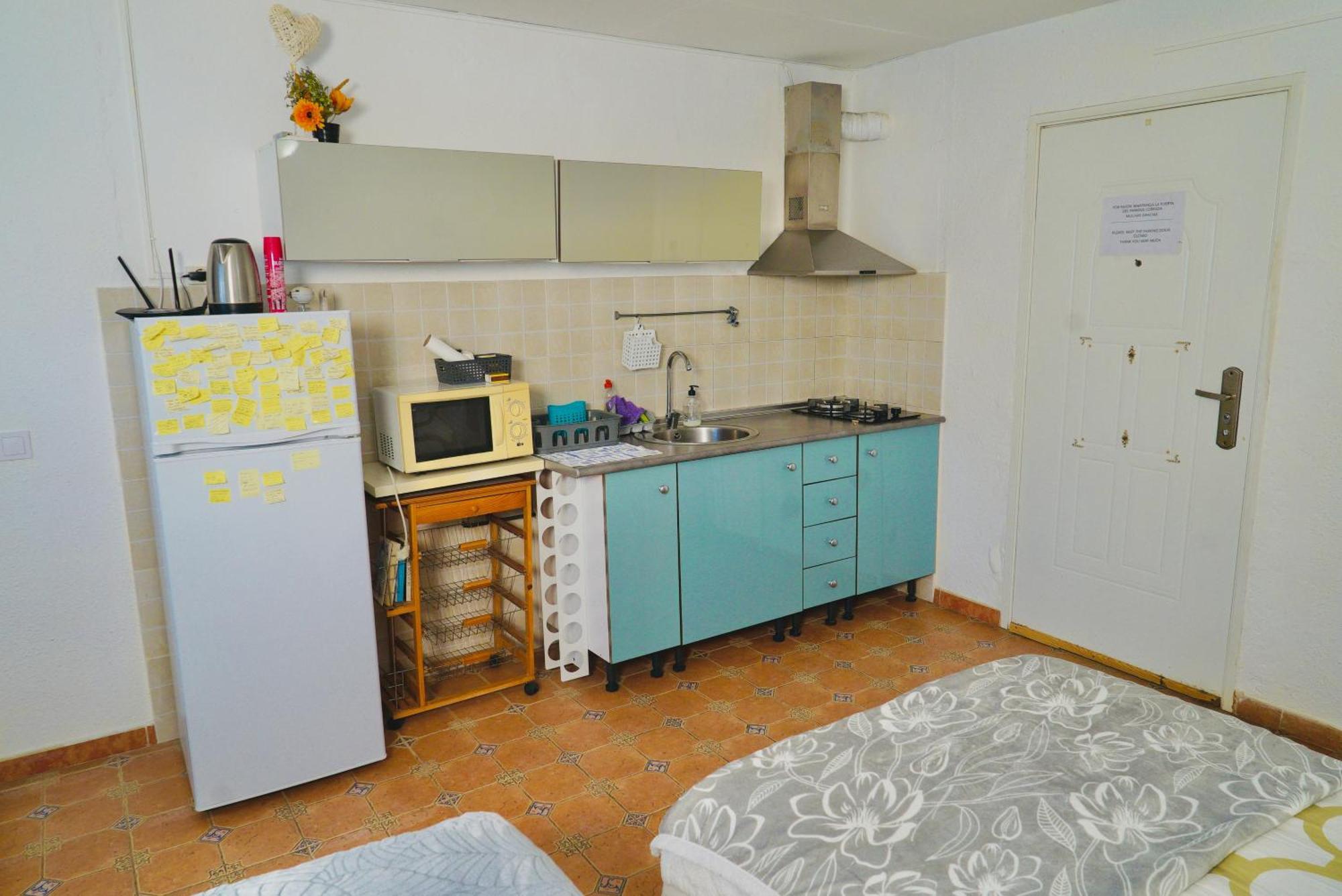 Estudio Adosado Con Jardin Y Parking Privado Alicante Bagian luar foto
